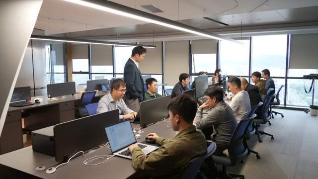 筑夢(mèng)中山丨“95后”創(chuàng)業(yè)者盧子賢 在人工智能基礎(chǔ)軟件開發(fā)的浪潮中，他感慨“來晚了，應(yīng)該早點(diǎn)來中山”